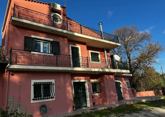 House Mina Corfu Дом отдыха